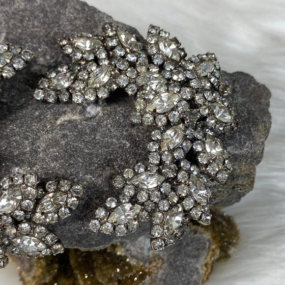 Vintage 40s Prong Set Rhinestone Demi Parure 3 Pc Necklace & Brooch Set - Picture 8 of 14